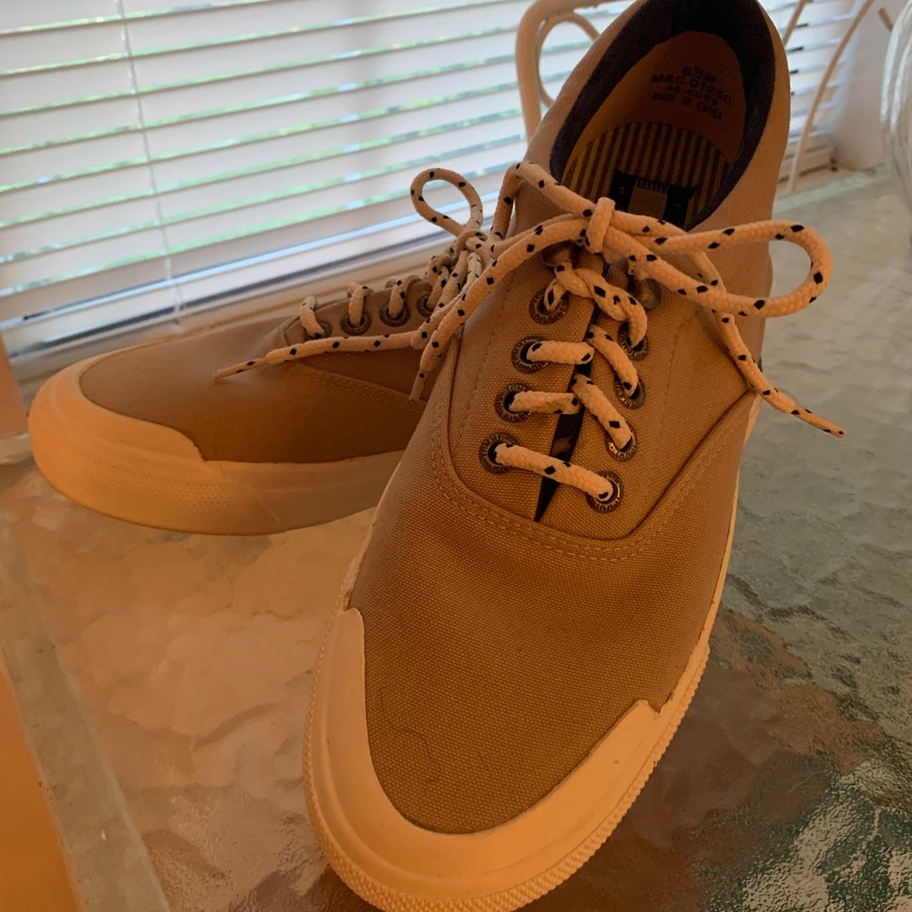 Tommy Hilfiger Boat Shoe Like New